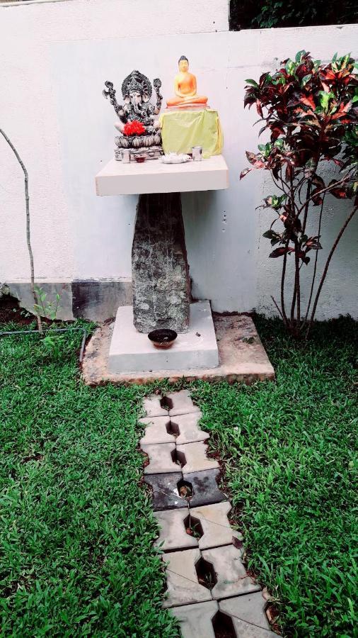 Ramesh Guesthouse Mirissa Esterno foto